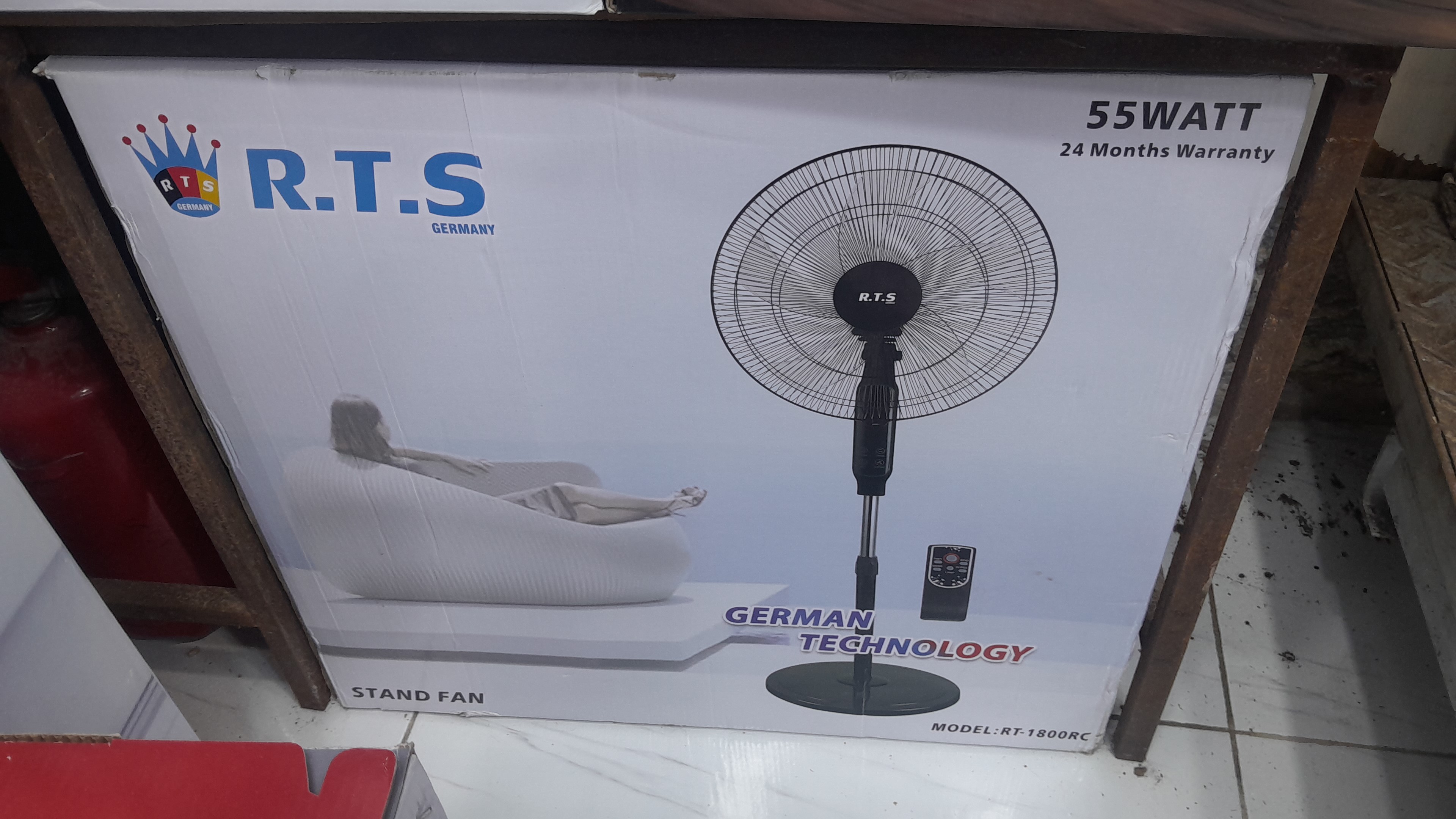 پنکه ایستاده RTSمدلRT1800RC کنترل دار
